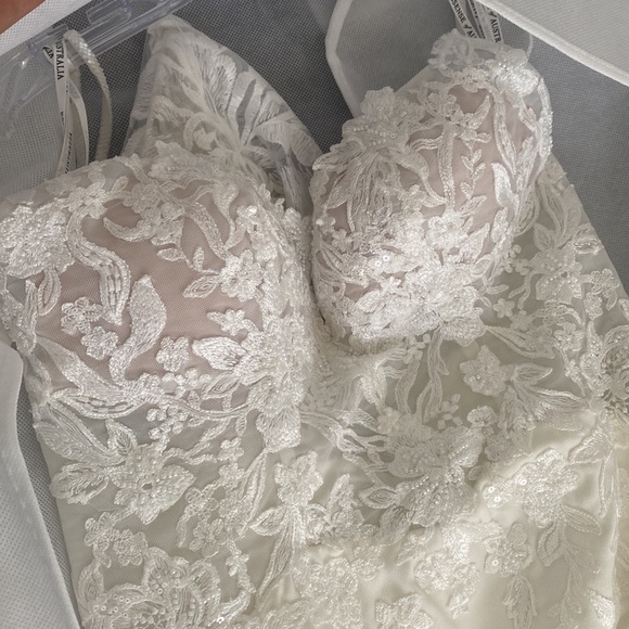 Essence of Australia ivory wedding gown (FINAL PRICE✨) - Picture 14 of 14
